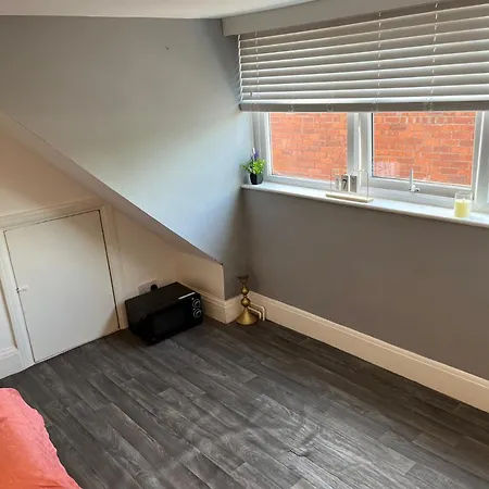 Cozy In A Serene House Birmingham